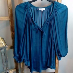 1X Jennifer Lopez Women Top. Aqua soft flowing material.Long sleeve